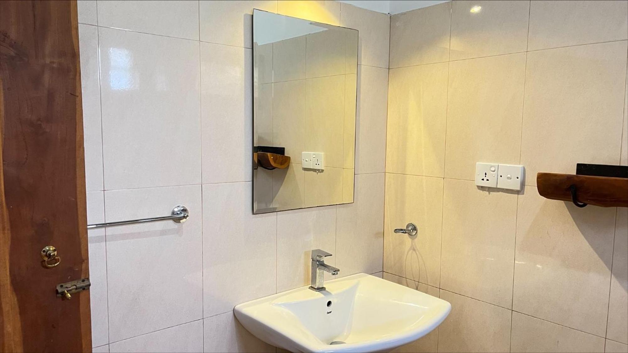 Shell Resort Vịnh Arugam Ngoại thất bức ảnh